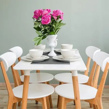 Tammsaare 36 - 600m, Free Parking Pärnu